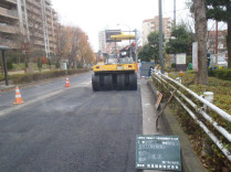 アスファルト舗装転圧